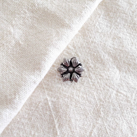 Wired Nose Pin image 0