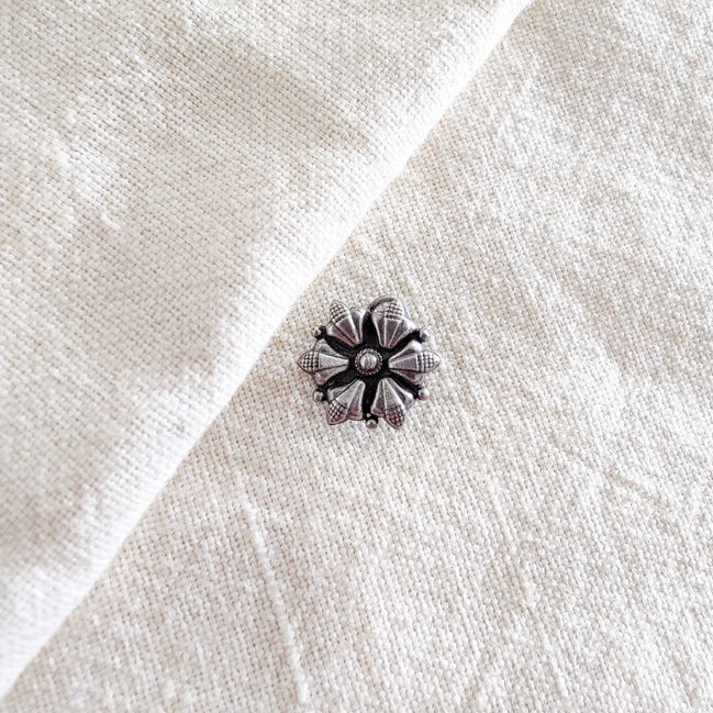 Wired Nose Pin image 0