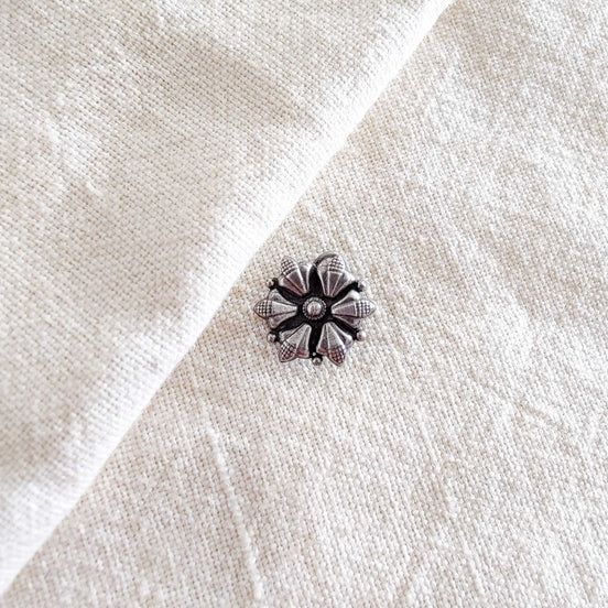Wired Nose Pin image 0