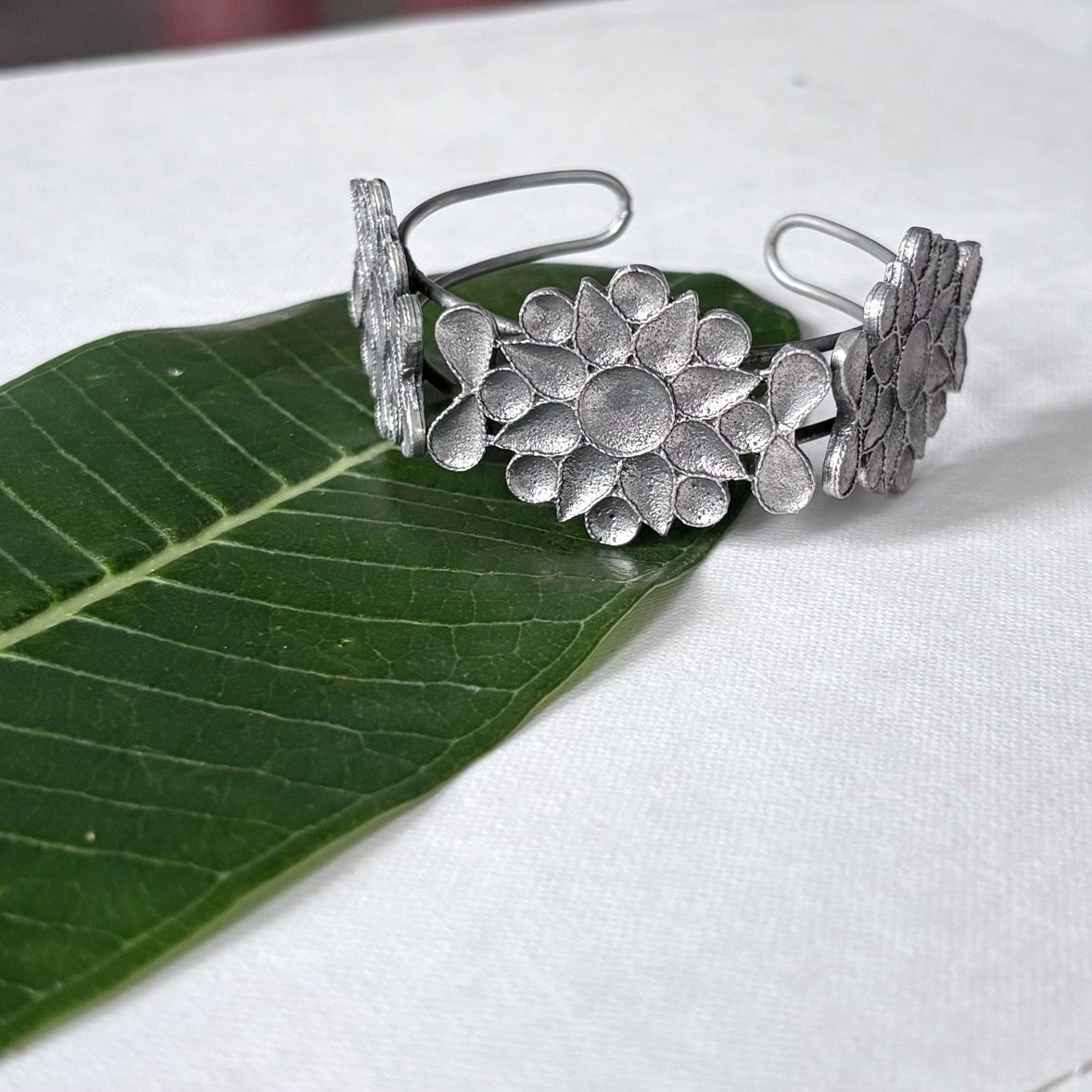 Anvaya Cuff