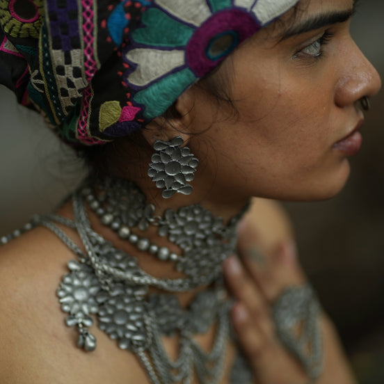 Anvaya Stud Earrings