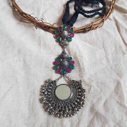 Stone Flower Tie