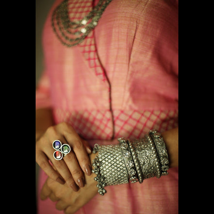 Three Glass Ring image 2