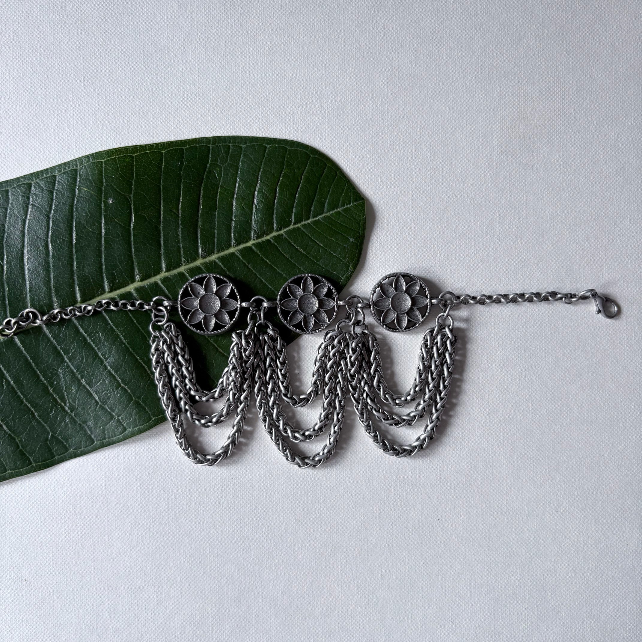 Ashtashree Chain Bracelet