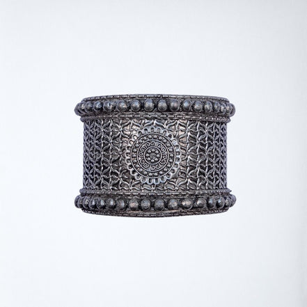 Carved Flower Kada image 0