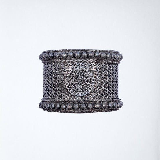 Carved Flower Kada image 0