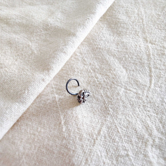 Wired Nose Pin image 1