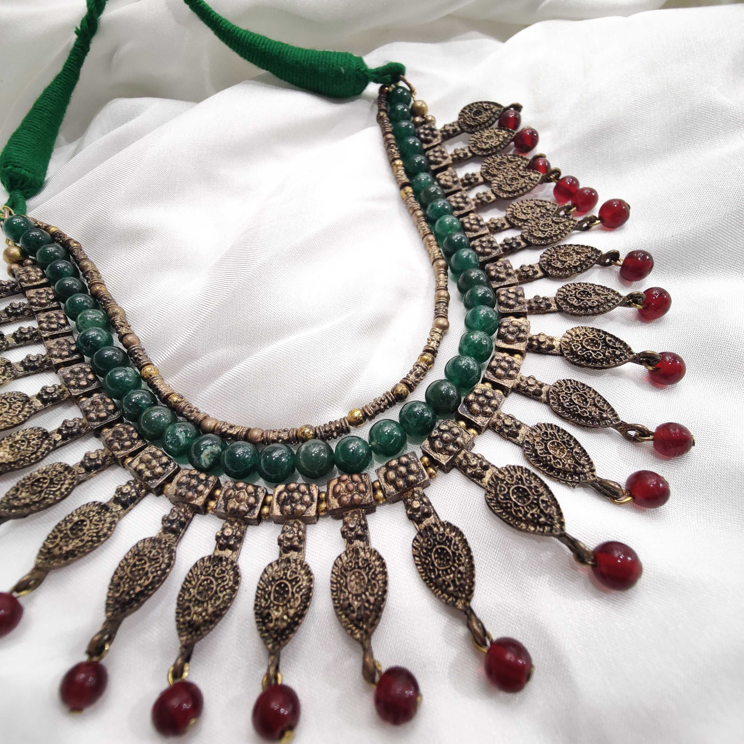 Leaf Bead Necklace image 1