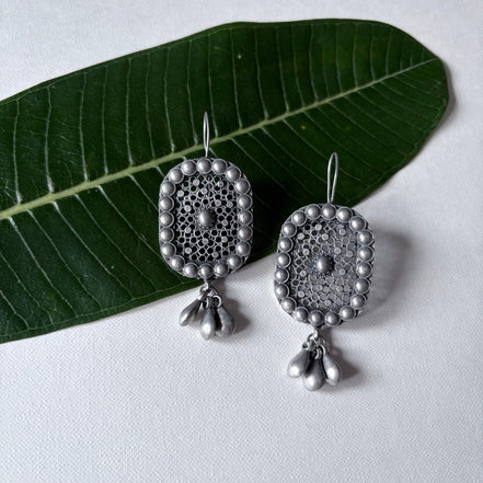 Jalakriti Hoop Hanging Earrings