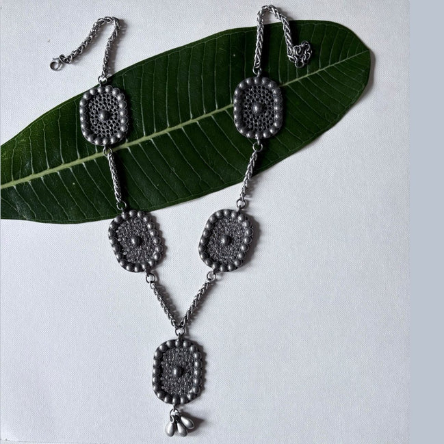 Jalakriti Side Charm Necklace
