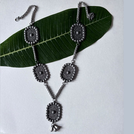 Jalakriti Side Charm Necklace