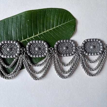 Jalakriti Chain Choker Necklace