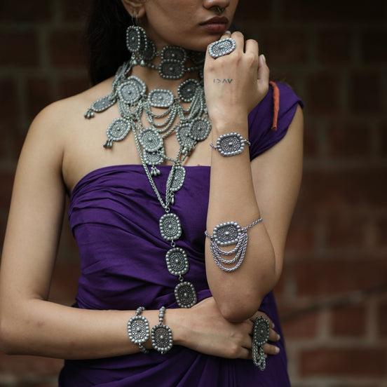 Jalakriti Ball Bracelet