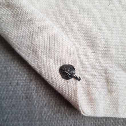 round flower nose clip