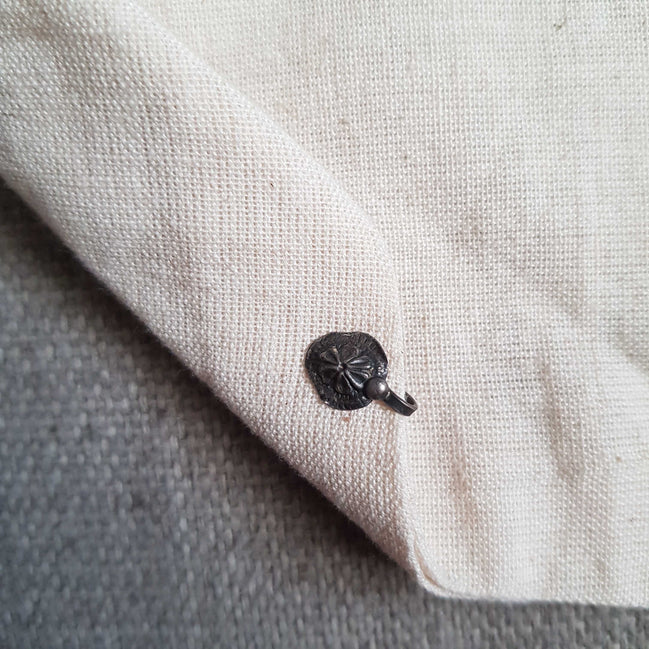 round flower nose clip