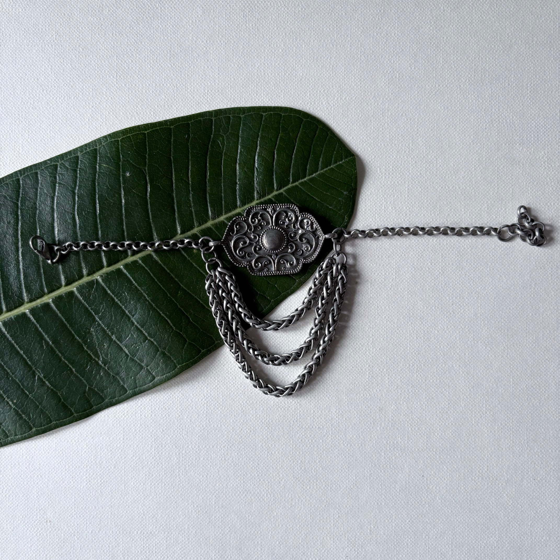 Rekha Chain Bracelet