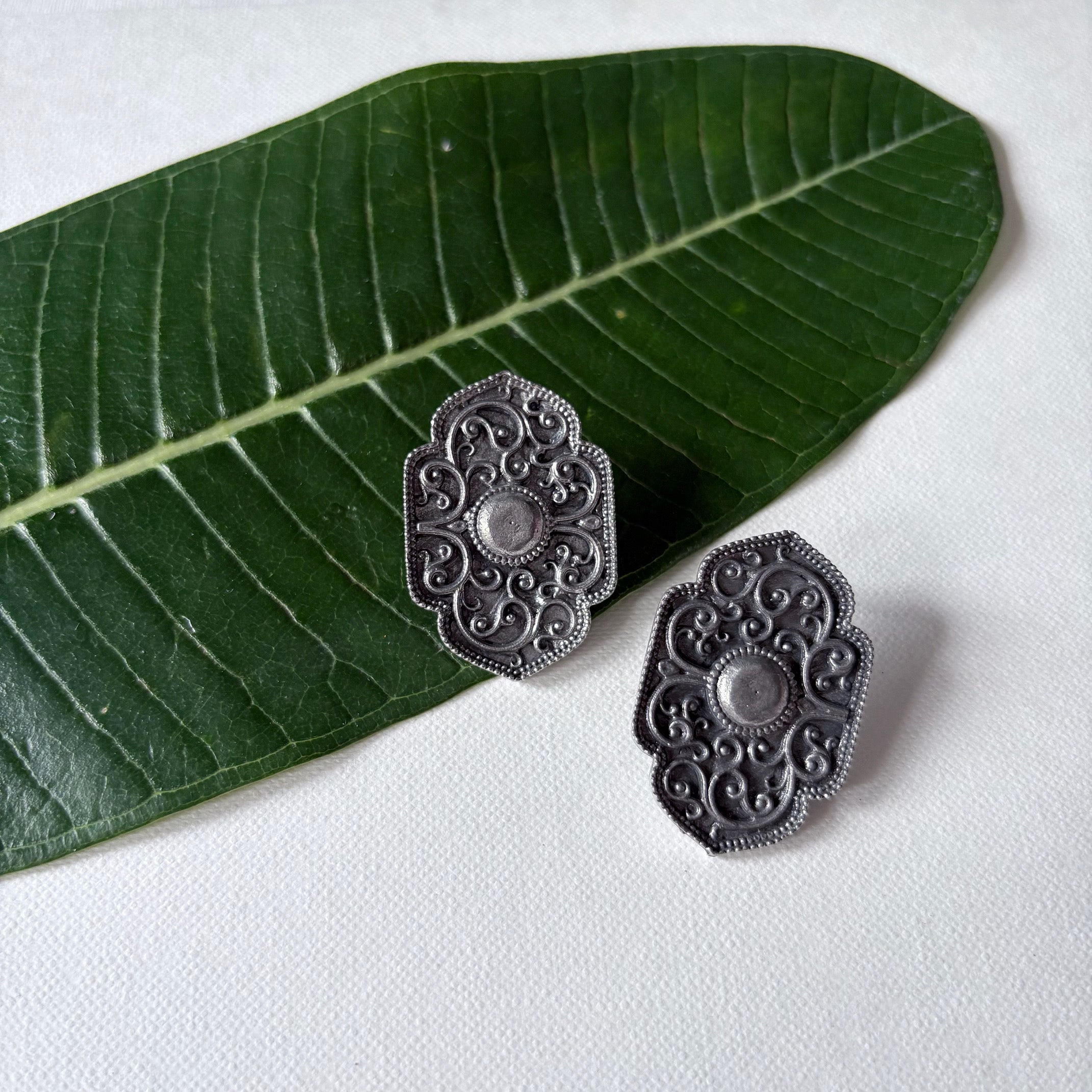 Rekha Stud Earrings