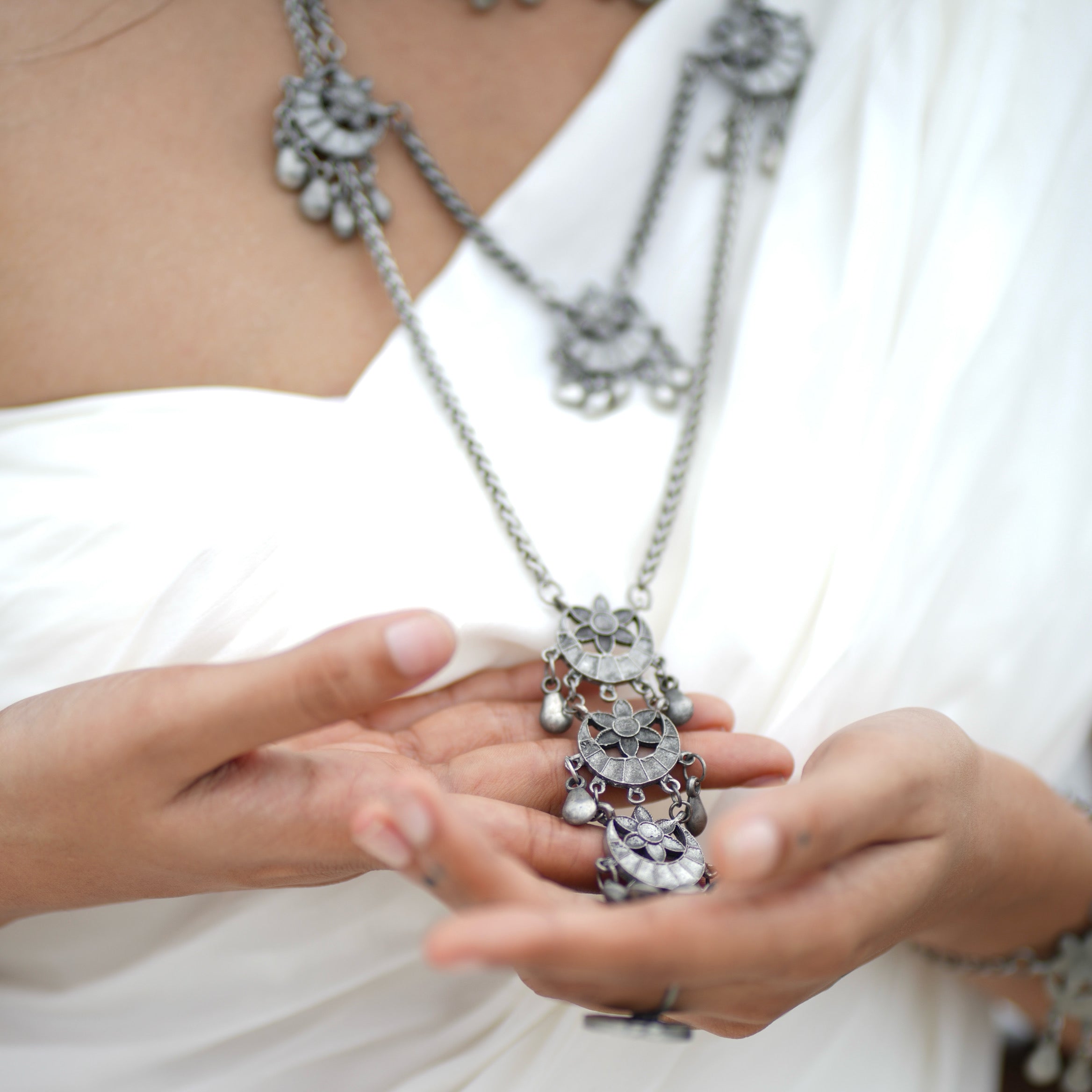 Chandrapushpa Pendant Necklace