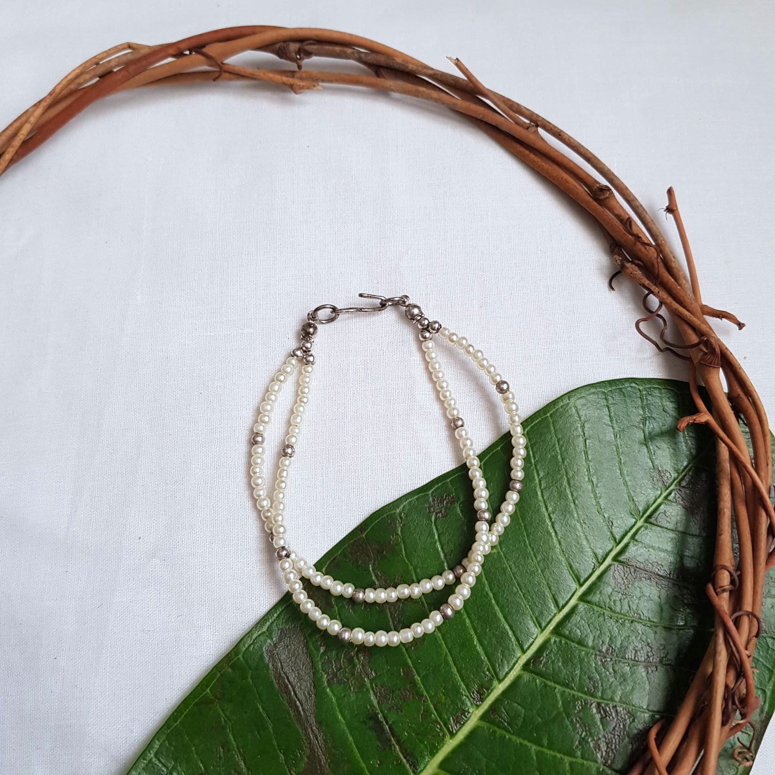 Glass Pearl Bracelet