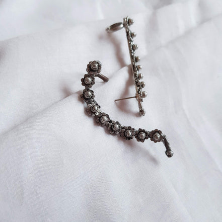 Datura Dash Earcuffs image 0