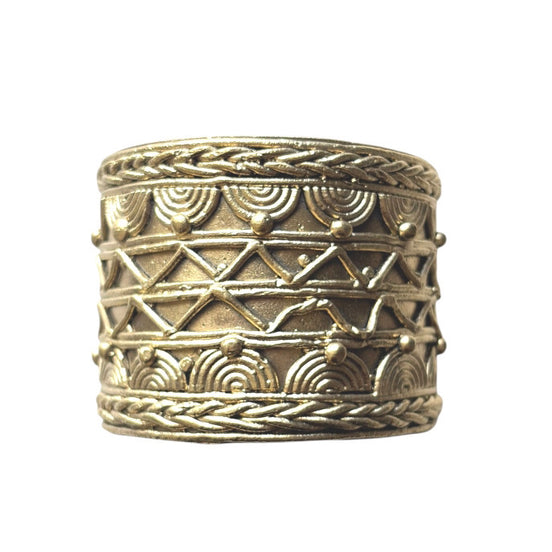 Tribhuja Brass Bangle