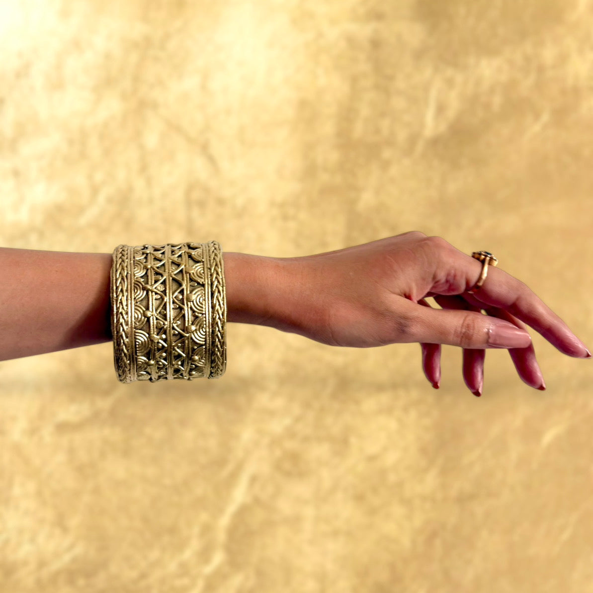 Tribhuja Brass Bangle