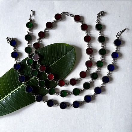 Glass Raindrop Choker Necklace