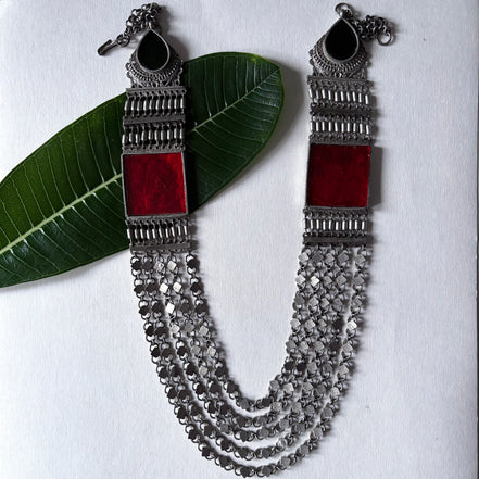 Queen's Glasswork Necklace