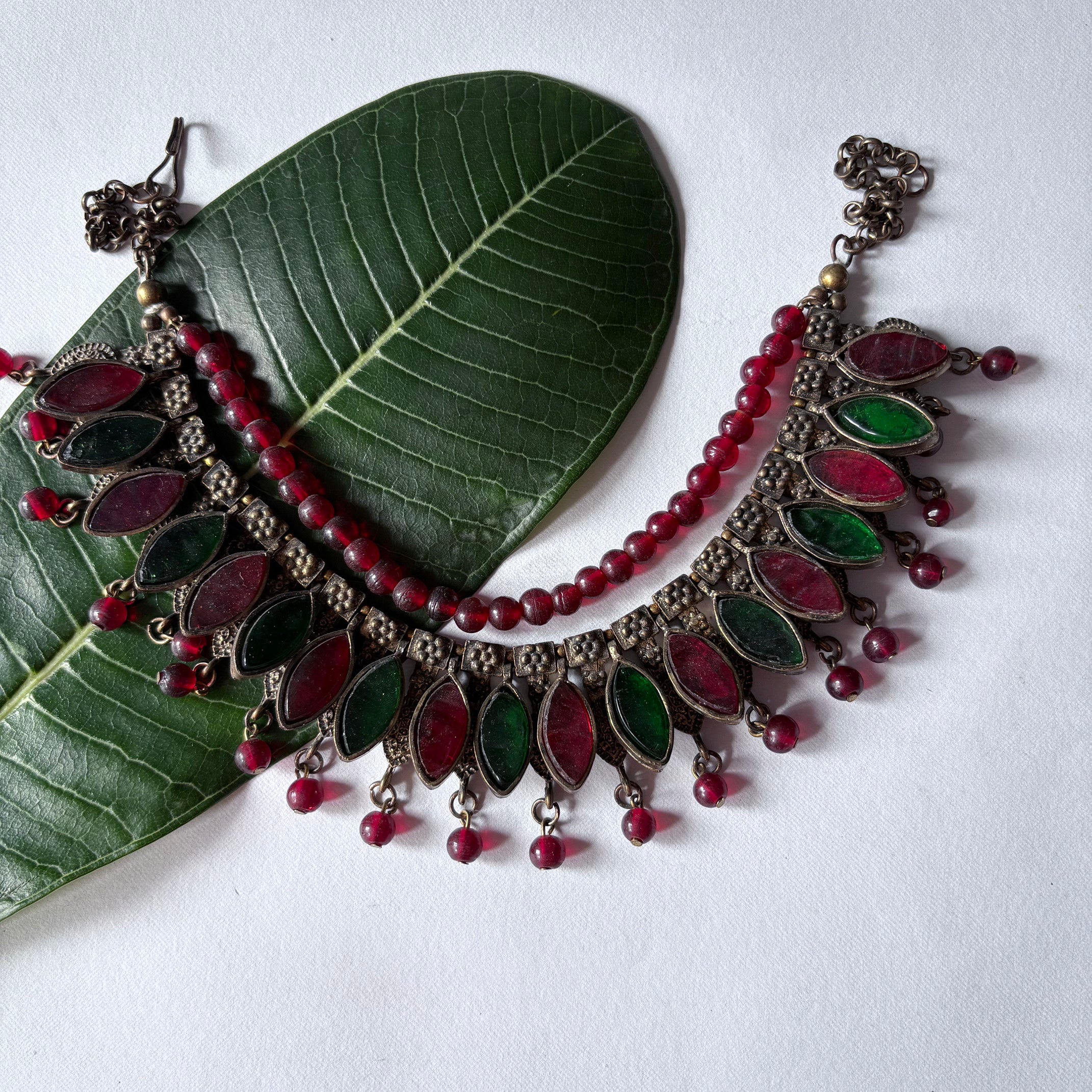 Patta Choker With Glass Bead Necklace