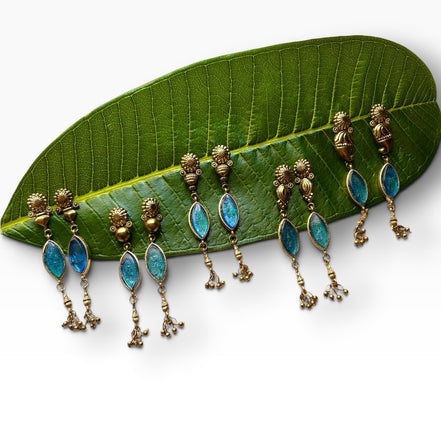 Neela Themb Earrings