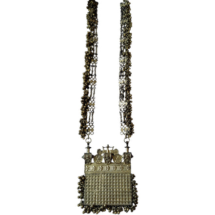 Morni Pendant Necklace