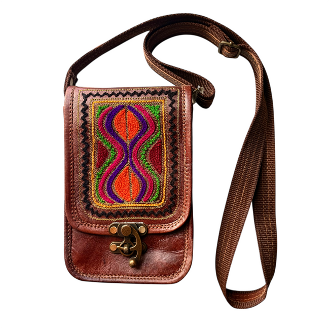 Leather Embroidered Bag10