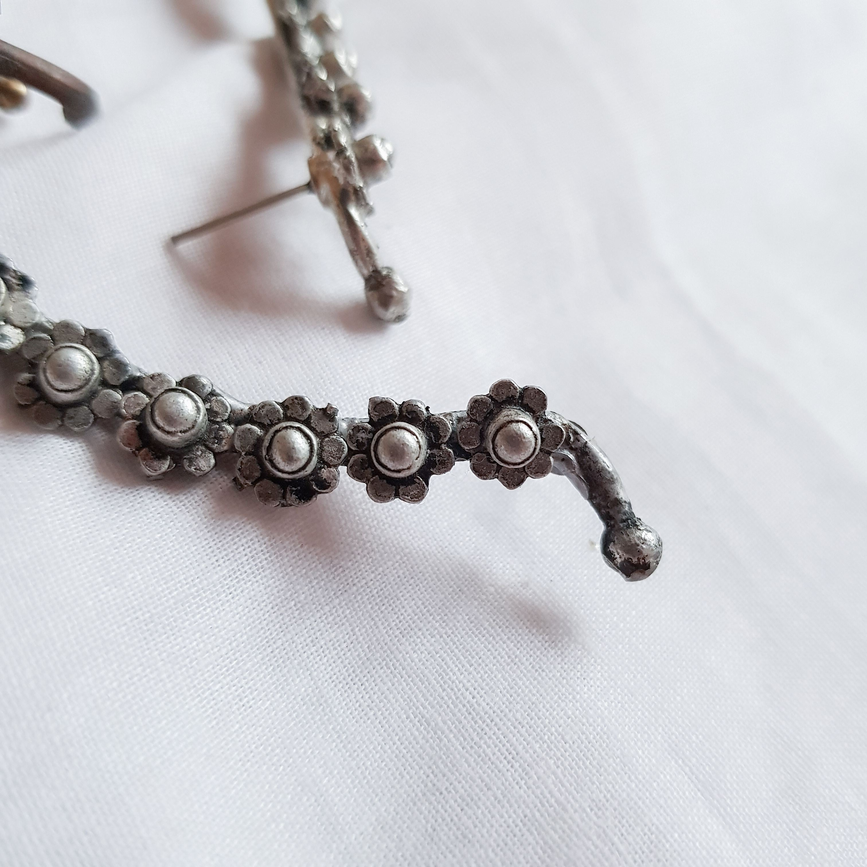 Datura Dash Earcuffs image 1