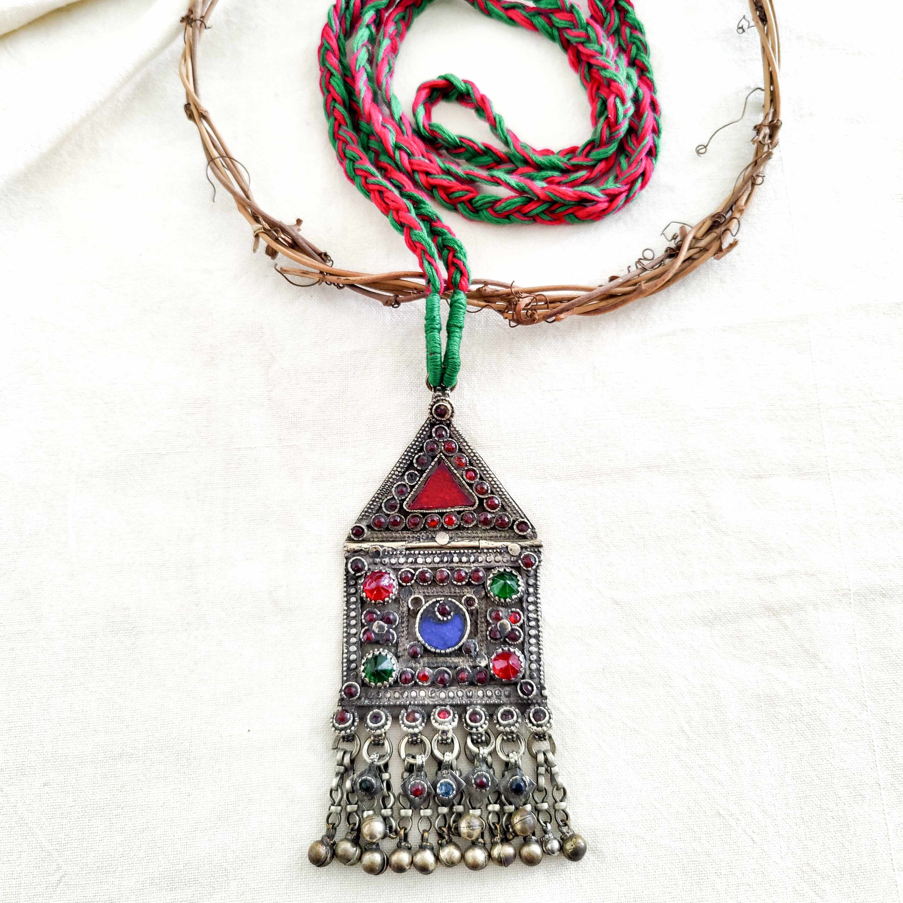 EMBELLISHED STOLE image 1