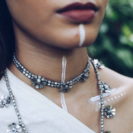 Daisy Choker image 1