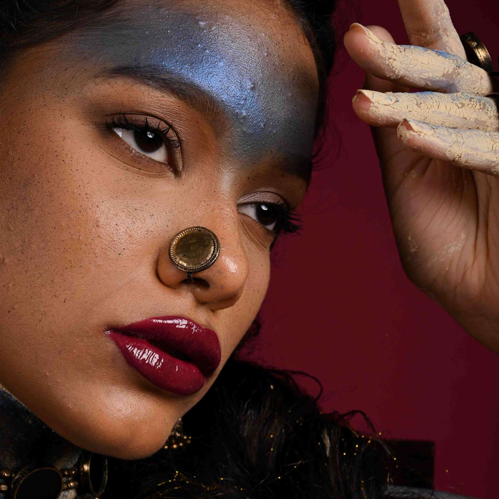 Plain and Gold Nose Clip image 3