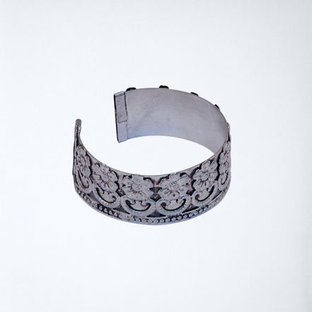 Simple Floral Kada image 1