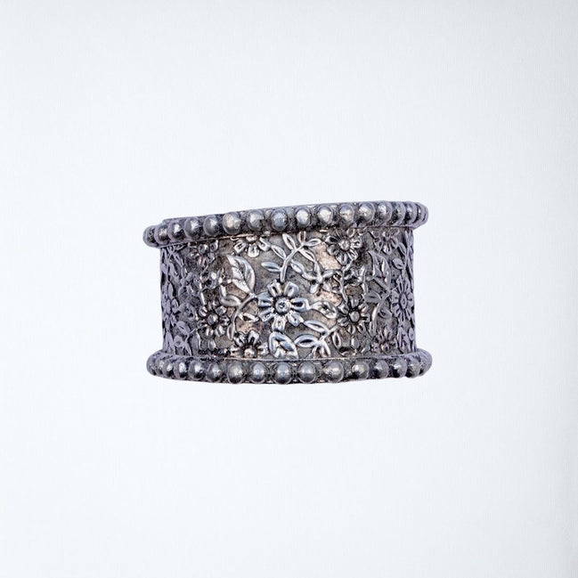 Engraved Flower Kada image 0