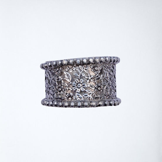 Engraved Flower Kada image 0