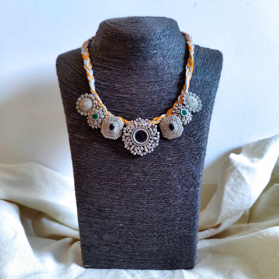 EMBELLISHED CHOKER NECKLACE image 1
