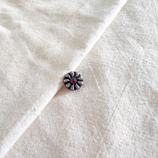 Wired Silver Nose Pin image 0