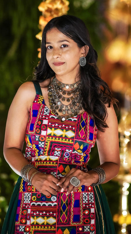 Jalakriti Ring