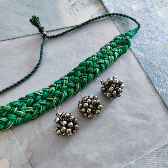 Embellished Thread Choker Necklace