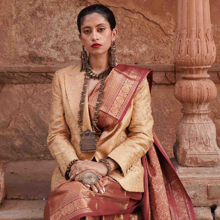 Morni Pendant Necklace